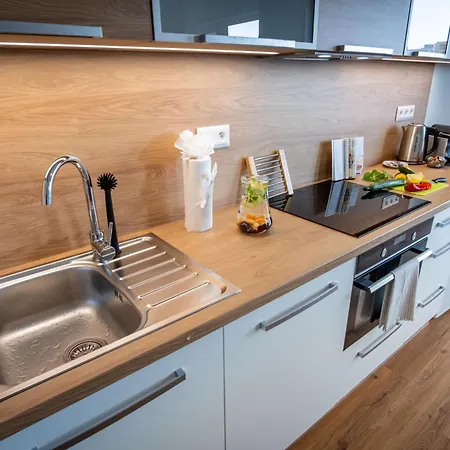 Meridiem Haven With Ac, Netflix And Parking