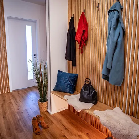 아파트 Meridiem Haven With Ac, Netflix And Parking 브르노
