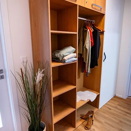 Meridiem Haven With Ac, Netflix And Parking Apartmán