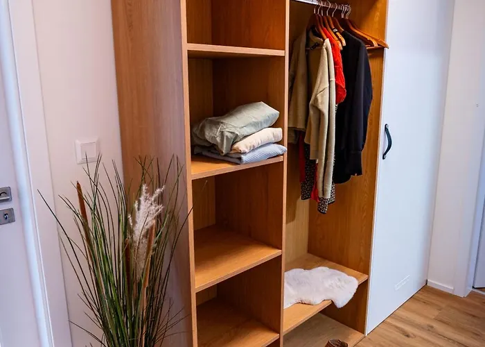 Meridiem Haven With Ac, Netflix And Parking 公寓